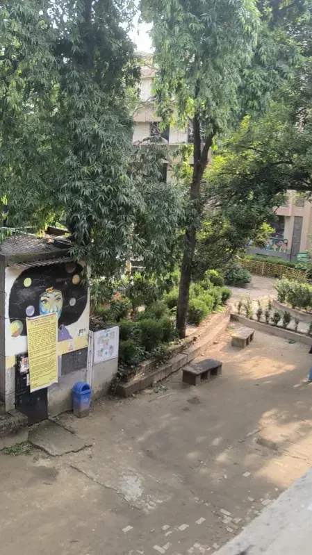 Dyal Singh College Campus photo 2